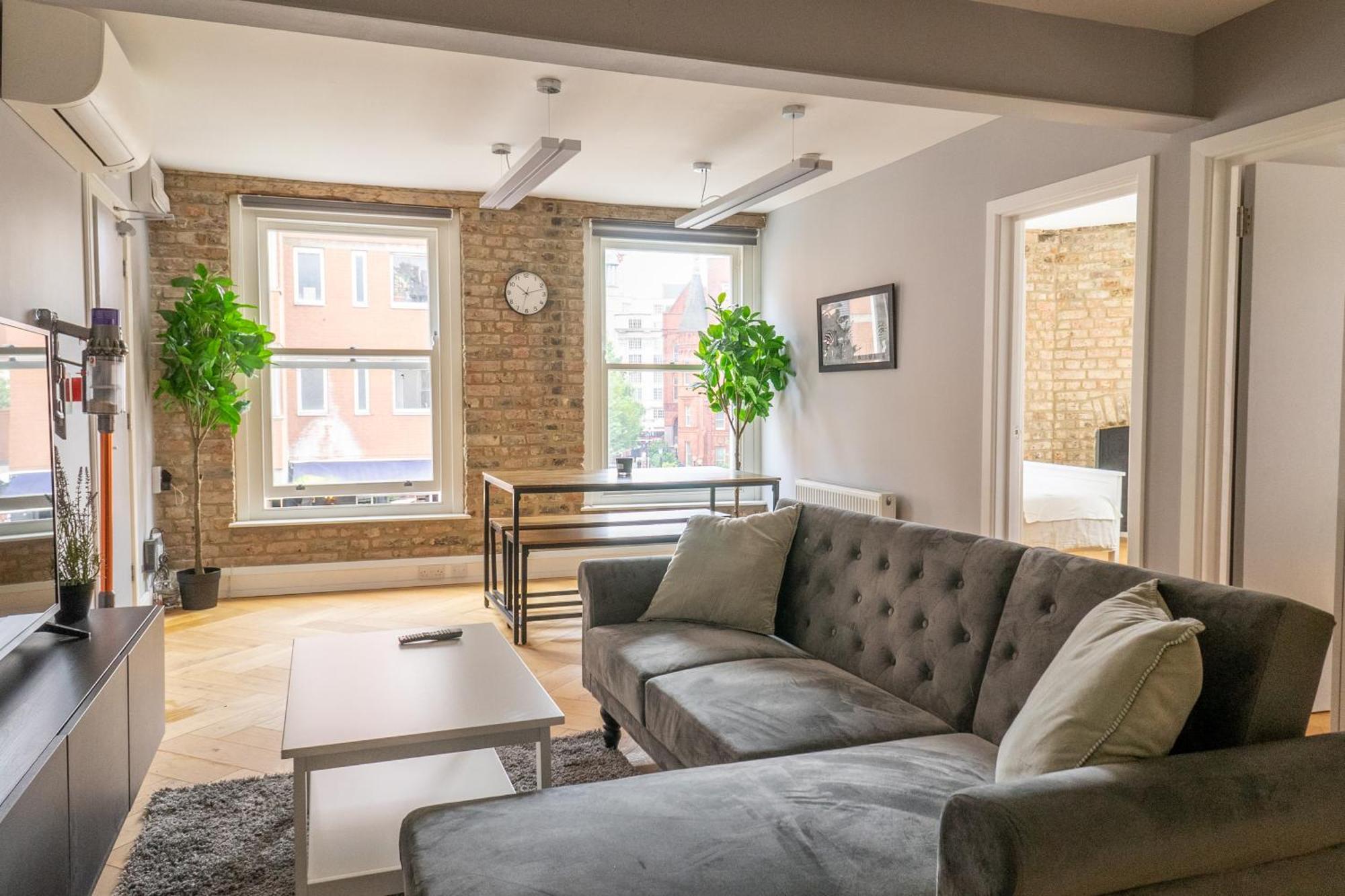 Air - Hatton Garden - Great Transport Links * Londra